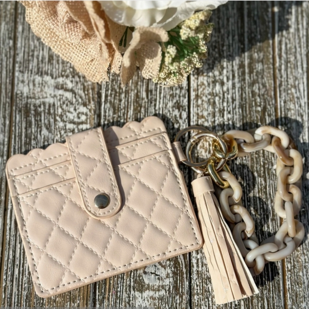 Cream Quilted Wallet Wristlet